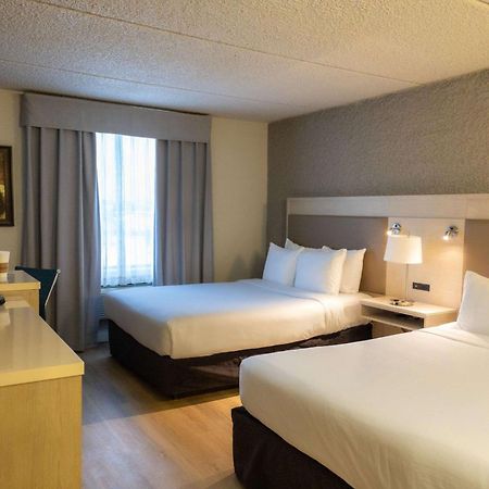 Radisson Hotel Fort St John Fort St. John Екстер'єр фото